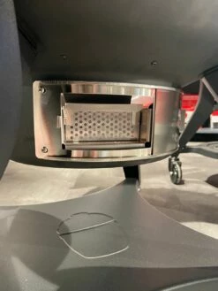 Kamado Joe Holzkohle Kugelgrill Kettle Joe - X-DEAL Inkl. Abdeckhaube -Grill Verkaufs-Shop 22436 Kamado Joe Kettle Joe Ascheauszug 15 1615991194