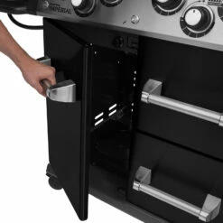 Broil King Imperial 590 IR Black Gasgrill - Modell 2023 - SMART Deal Inkl. Grillfürst Grill Control -Grill Verkaufs-Shop Broil King Imperial 590 IR Tuer Unterschrank 1