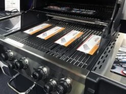 Broil King Regal 490 Black Gasgrill - Modell 2023 - Grillfürst Deal Mit Zusätzlichen Edelstahl Grillrosten -Grill Verkaufs-Shop Broil King Regal 490 zusaetzlich Edelstahl Grillroste
