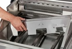 Enders Gasgrill Kansas II Pro 3 SIK Turbo -Grill Verkaufs-Shop Enders Gasgrill Kansas II Pro 3 SIK Turbo 8713 Flammenabdeckung