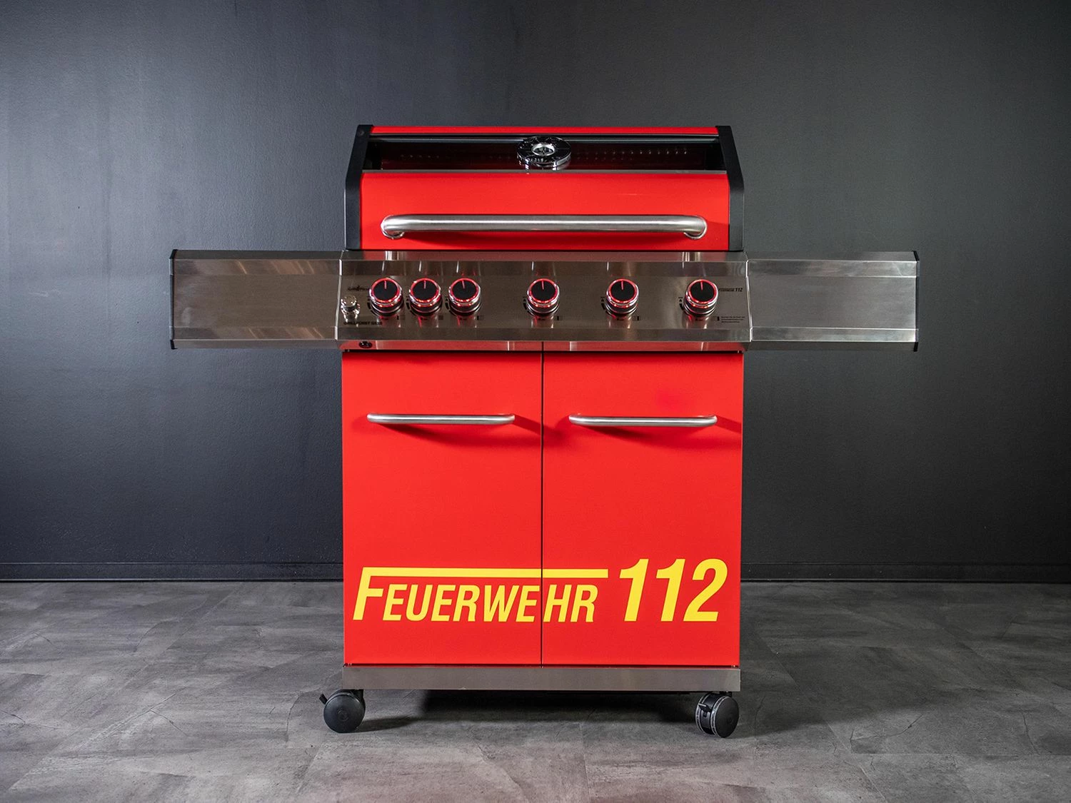 Grillfürst G510G 5-Brenner Gasgrill Mit Hochtemperaturbrenner Und Gusseisen Rosten - Feuerwehr Edition 4 Grillfürst G510G 5-Brenner Gasgrill Mit Hochtemperaturbrenner Und Gusseisen Rosten - Feuerwehr Edition – Bild 2