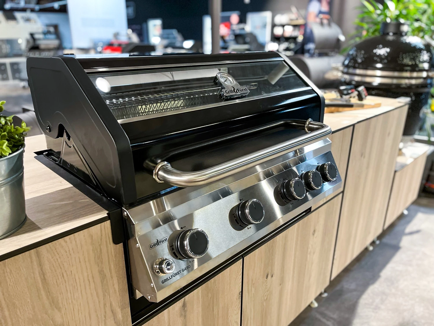 Grillfürst G490E 4-Brenner Einbaugrill - Black Edition - Mit Heckbrenner Und Edelstahl Rosten 7 Grillfürst G490E 4-Brenner Einbaugrill - Black Edition - Mit Heckbrenner Und Edelstahl Rosten – Bild 5