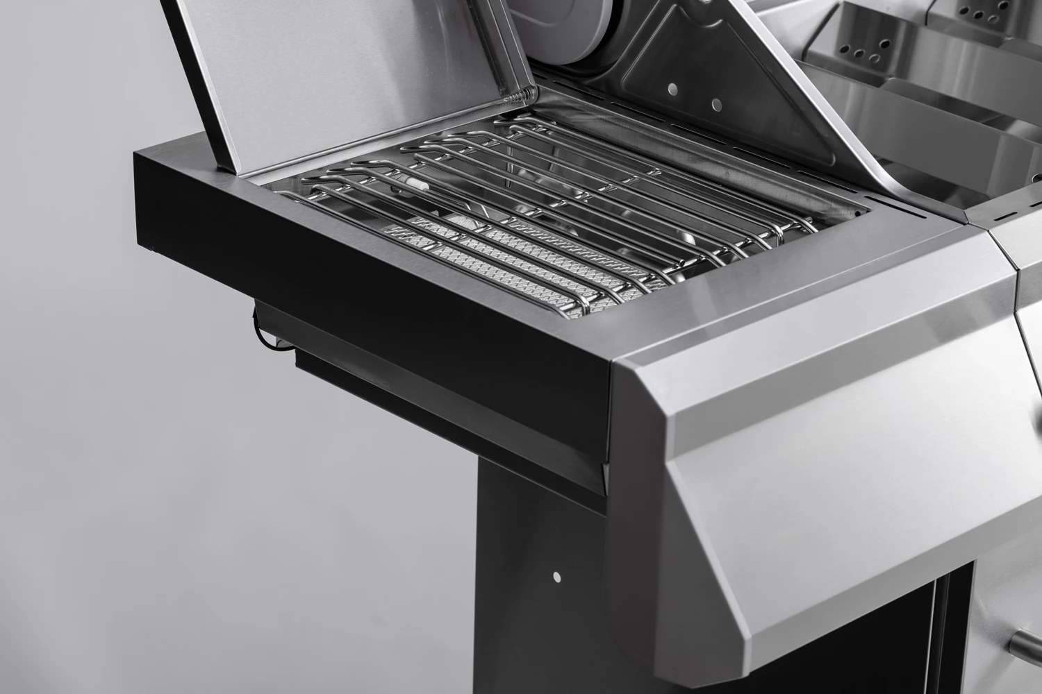 Grillfürst G521E Smart Grill - Mit Automatischer Temperatursteuerung, Hochtemperaturbrenner, Heckbrenner Und Edelstahl Rosten 19 Grillfürst G521E Smart Grill - Mit Automatischer Temperatursteuerung, Hochtemperaturbrenner, Heckbrenner Und Edelstahl Rosten – Bild 17