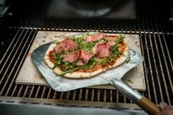 Grillfürst G521G 5-Brenner Edelstahl-Gasgrill - Eintracht Frankfurt Edition - Gusseisenroste -Grill Verkaufs-Shop Grillfuerst Gasgrill Pizza 1