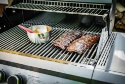 Grillfürst G620E 6-Brenner Gasgrill - Eintracht Frankfurt Edition - Edelstahlroste -Grill Verkaufs-Shop Grillfuerst Gasgrill Rippchen 2
