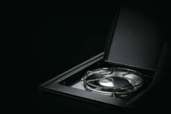 Napoleon Rogue 425 Gasgrill - All Black - Mit Seitenbrenner - Hero Modell 2023 Mit Heckbrenner Inkl. Drehspieß Und Abdeckhaube 26 Napoleon Rogue 425 Gasgrill - All Black - Mit Seitenbrenner - Hero Modell 2023 Mit Heckbrenner Inkl. Drehspieß Und Abdeckhaube -Grill Verkaufs-Shop Napoleon Gasgrill Rogue Seitenkocher