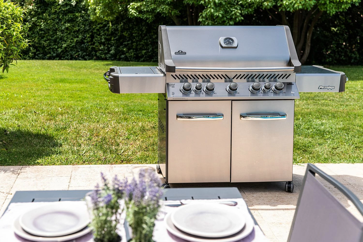 Napoleon Prestige 665 Edelstahl Gasgrill - Mit Safety Glow - Modell 2023 15 Napoleon Prestige 665 Edelstahl Gasgrill - Mit Safety Glow - Modell 2023 – Bild 13