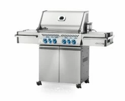 Napoleon Prestige Pro 500-3 Edelstahl Gasgrill Inkl. Drehspieß - Modell 2023 24 Napoleon Prestige Pro 500-3 Edelstahl Gasgrill Inkl. Drehspieß - Modell 2023 -Grill Verkaufs-Shop Napoleon Prestige Pro 500 seitlich 01