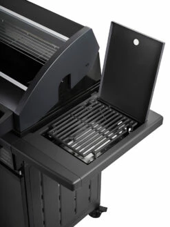 Rösle Gasgrill Magnum PRO G3 - X-DEAL Inkl. Abdeckhaube Und Gusseisen Grillplatte - Modell 2023 -Grill Verkaufs-Shop Roesle Gagsrill Magnum Pro Prime Zone offen2 2