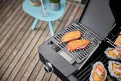 Rösle Gasgrill Videro Pro G4-S Vario+ Mattschwarz - Modell 2023 15 Rösle Gasgrill Videro Pro G4-S Vario+ Mattschwarz - Modell 2023 -Grill Verkaufs-Shop Roesle Videro Pro Gasgrill Detail Primezone 1