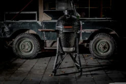 The Bastard Keramikgrill Classic Medium - Complete - Schwarz Glänzend - Modell 2023 -Grill Verkaufs-Shop The Bastard Classic Medium Untergestell Seitentischel