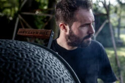 The Bastard Keramikgrill Urban Large - Complete - Schwarz Matt - Modell 2023 -Grill Verkaufs-Shop The Bastard Urban Large Keramikgrill matter Look