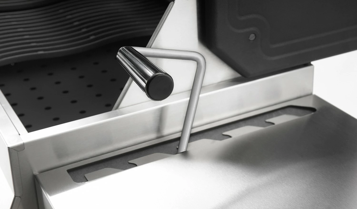 Napoleon Charcoal Professional Edelstahl Holzkohlegrill PRO605CSS 9 Napoleon Charcoal Professional Edelstahl Holzkohlegrill PRO605CSS – Bild 7